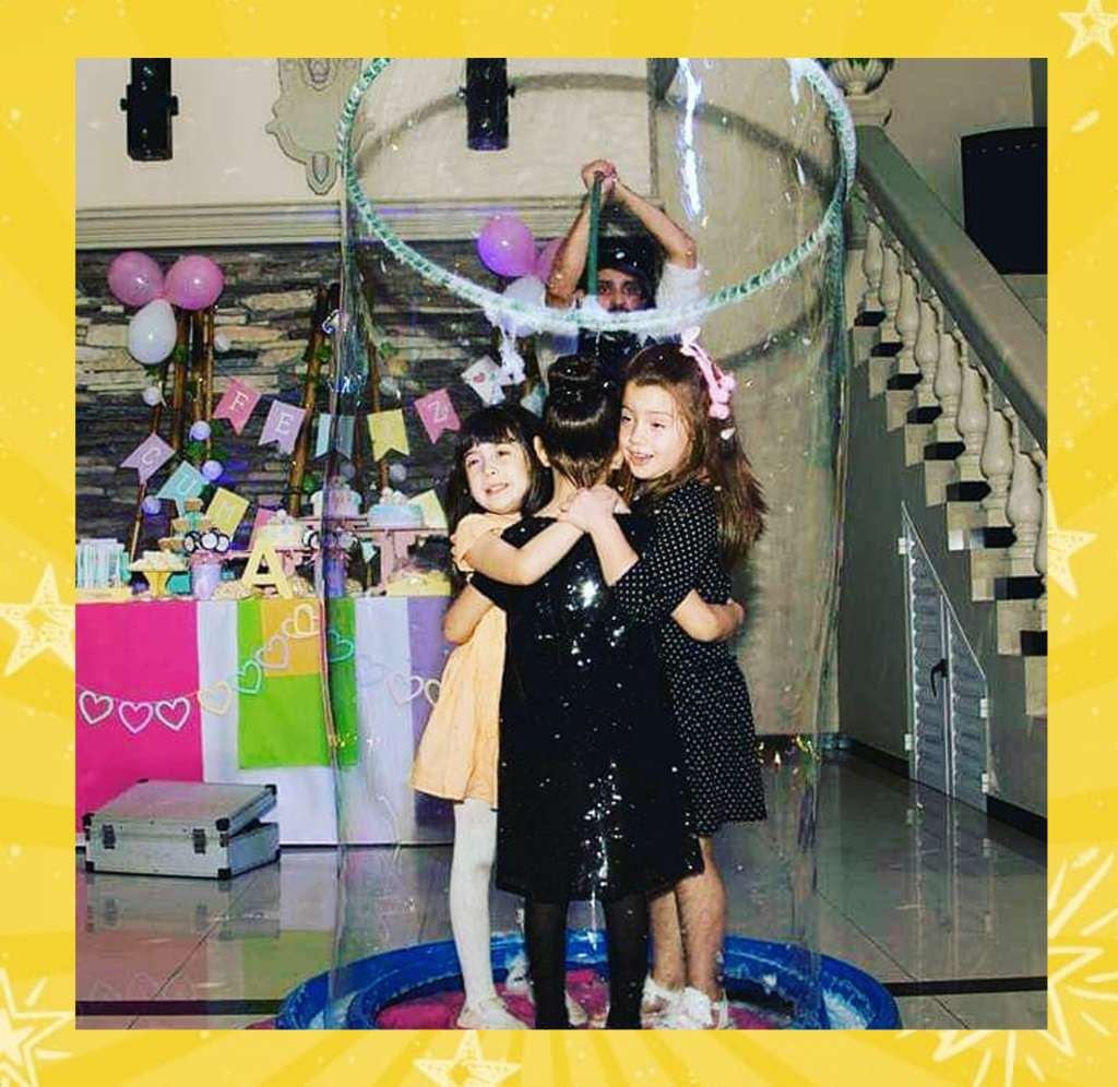 Show infantil de burbujas gigantes