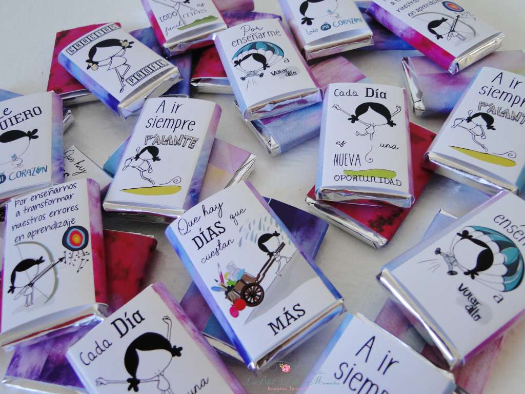 Cajitas  con chocolates personalizados