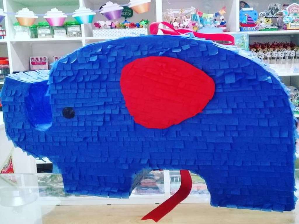 Piñatas artesanales cotillon